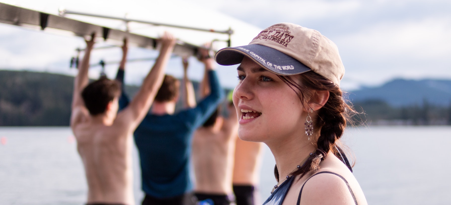 Share sailing sessions with the crew